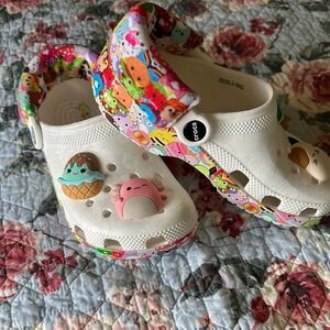 CROCS White Slippers with Fun Charms Squishmallows